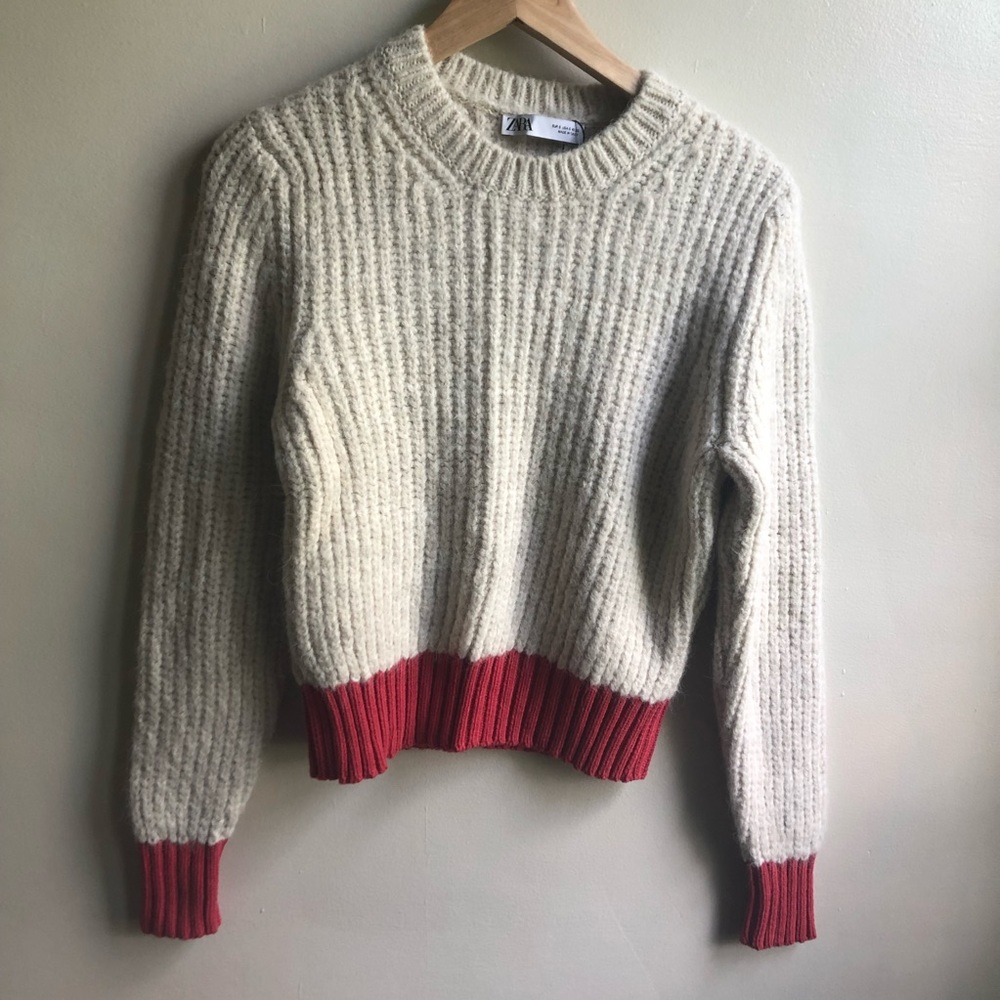 Zara Crewneck sweater